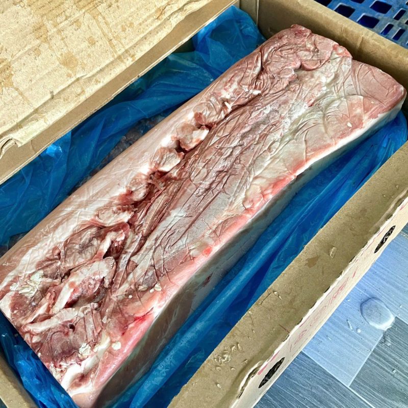 Ba chỉ heo Nga rút sườn