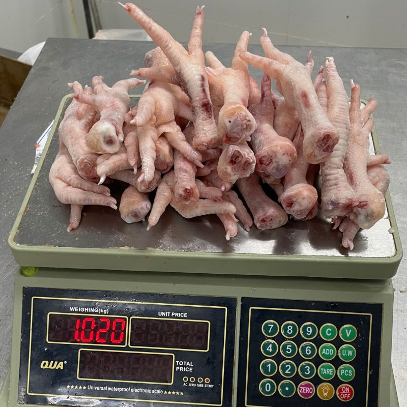 chân gà có xương