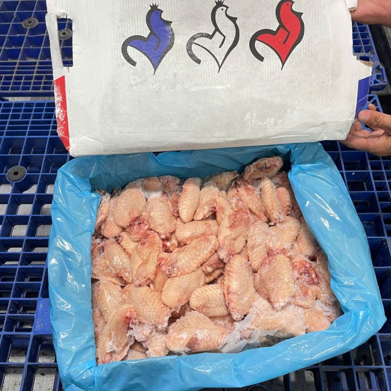 Cánh gà khúc giữa Pháp