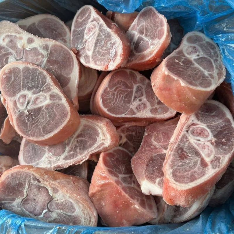 bắp giò heo trước