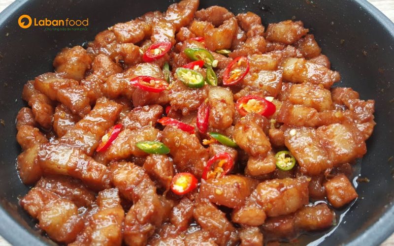 Đổi vị với món ngon ba chỉ xào mắm ruốc