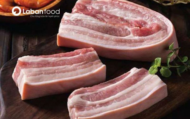 Cách chọn thịt ba chỉ tươi ngon chuẩn để ngâm mắm