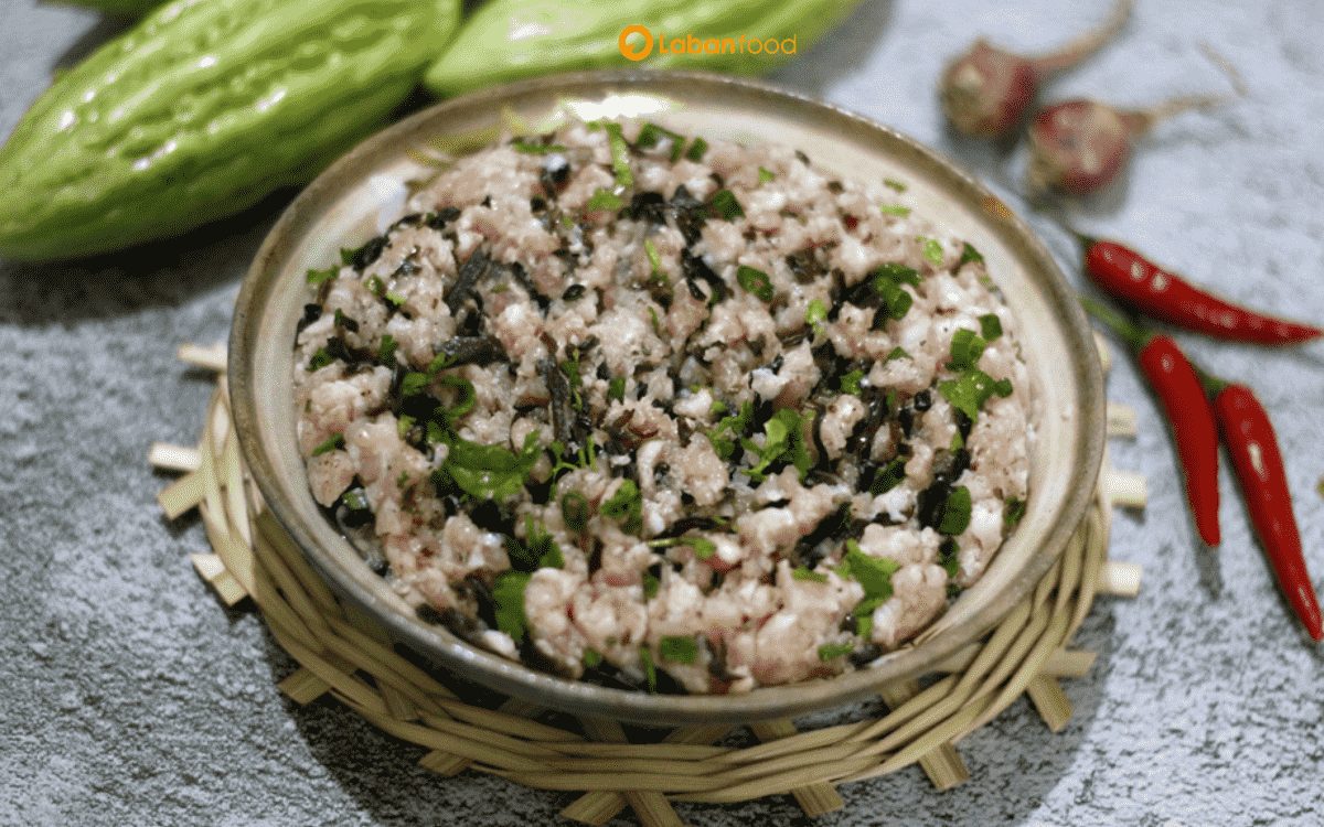 giò heo nhồi thịt