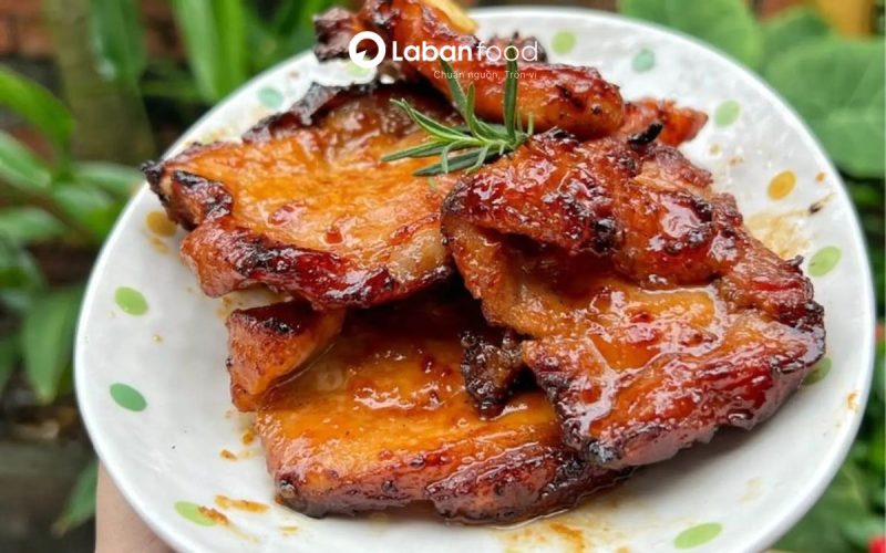 Cốt lết heo sốt BBQ