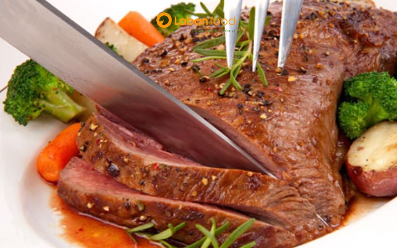 ăn nhiều thịt bò có bị gút không