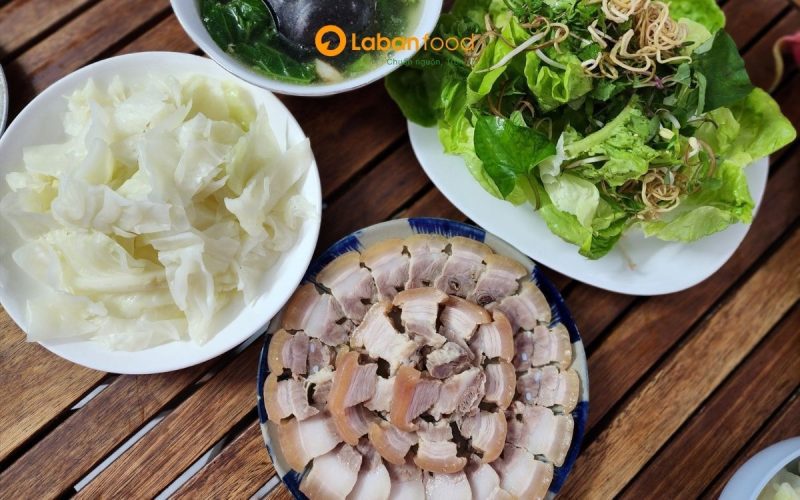 ăn thịt heo có bị gút không