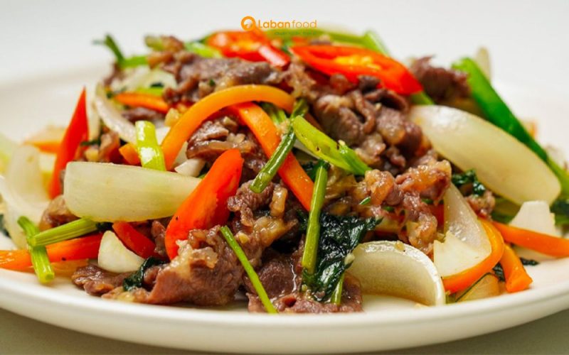 ba chỉ bò Mỹ xào gì ngon