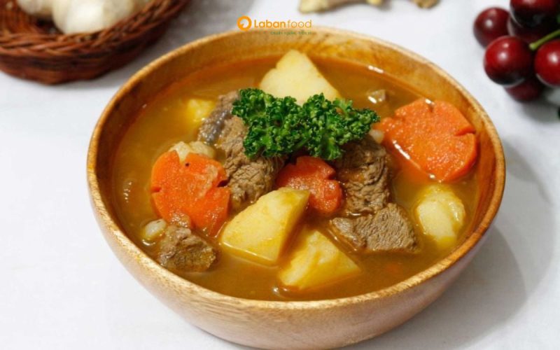 bà đẻ ăn thịt bò được không