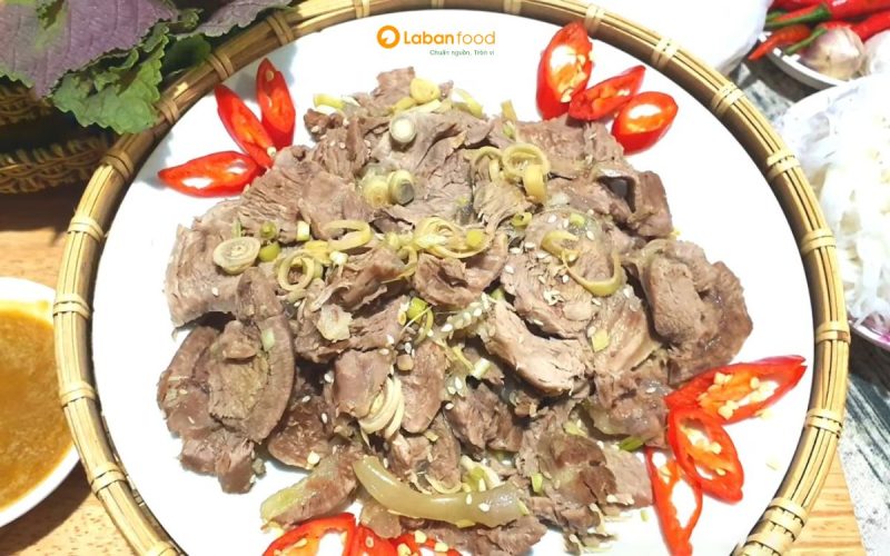 bà đẻ ăn thịt bò được không