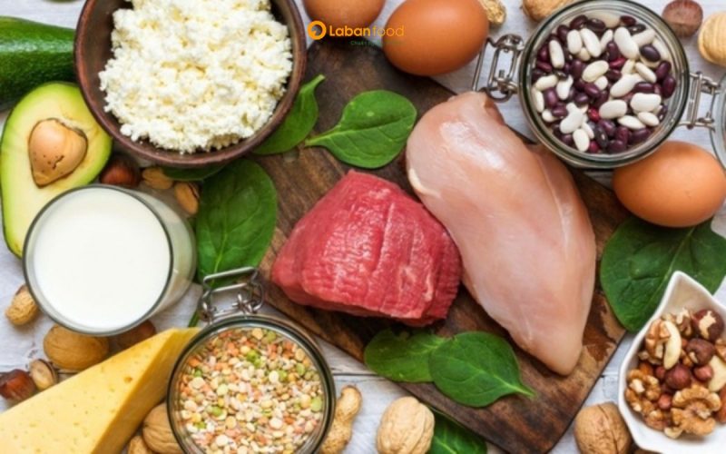 trẻ 7 tháng ăn được thịt lợn chưa