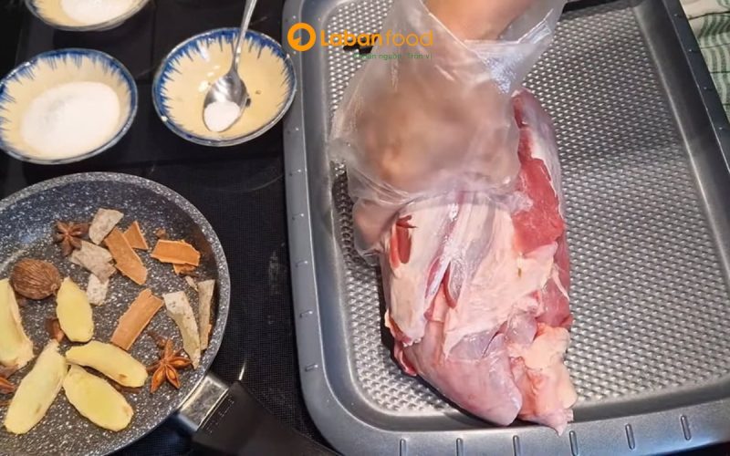 cách luộc bắp bò ngon nhất