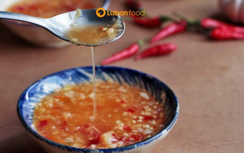 bắp trâu luộc mắm