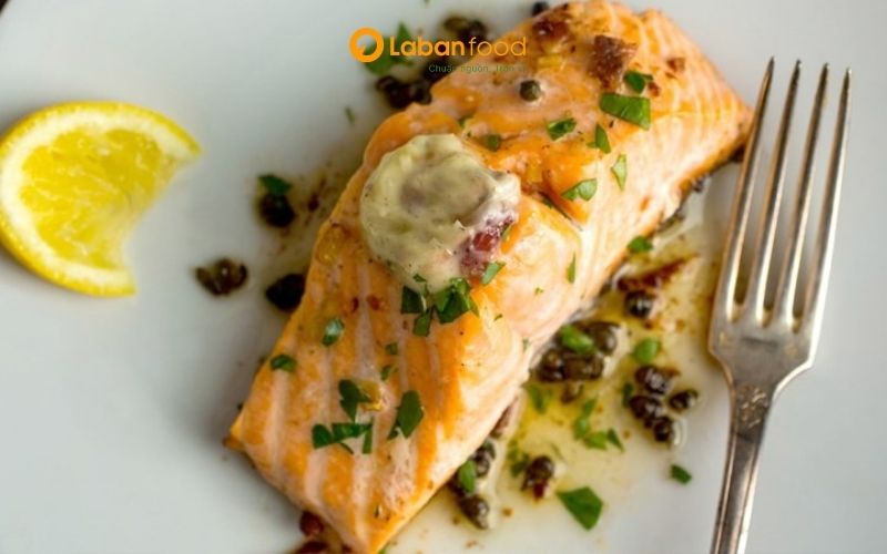 cá hồi phi lê áp chảo