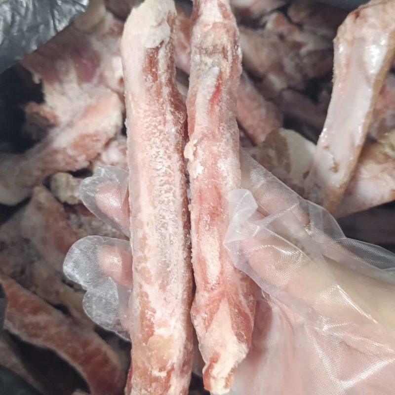 sườn que heo