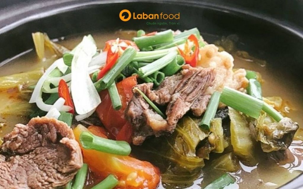 thịt gà có kỵ với thịt bò không