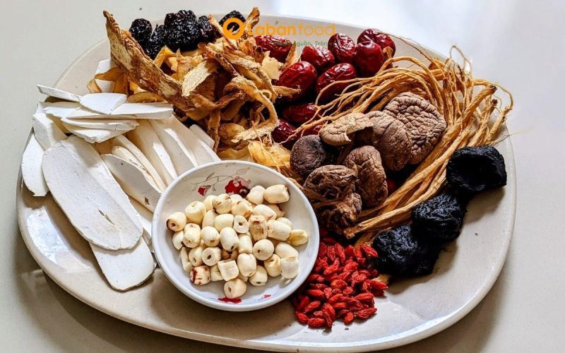 Bộ 7 vị thuốc bắc giúp món đuôi trâu hầm thơm ngon và bổ dưỡng. cách làm đuôi trâu hầm thuốc bắc